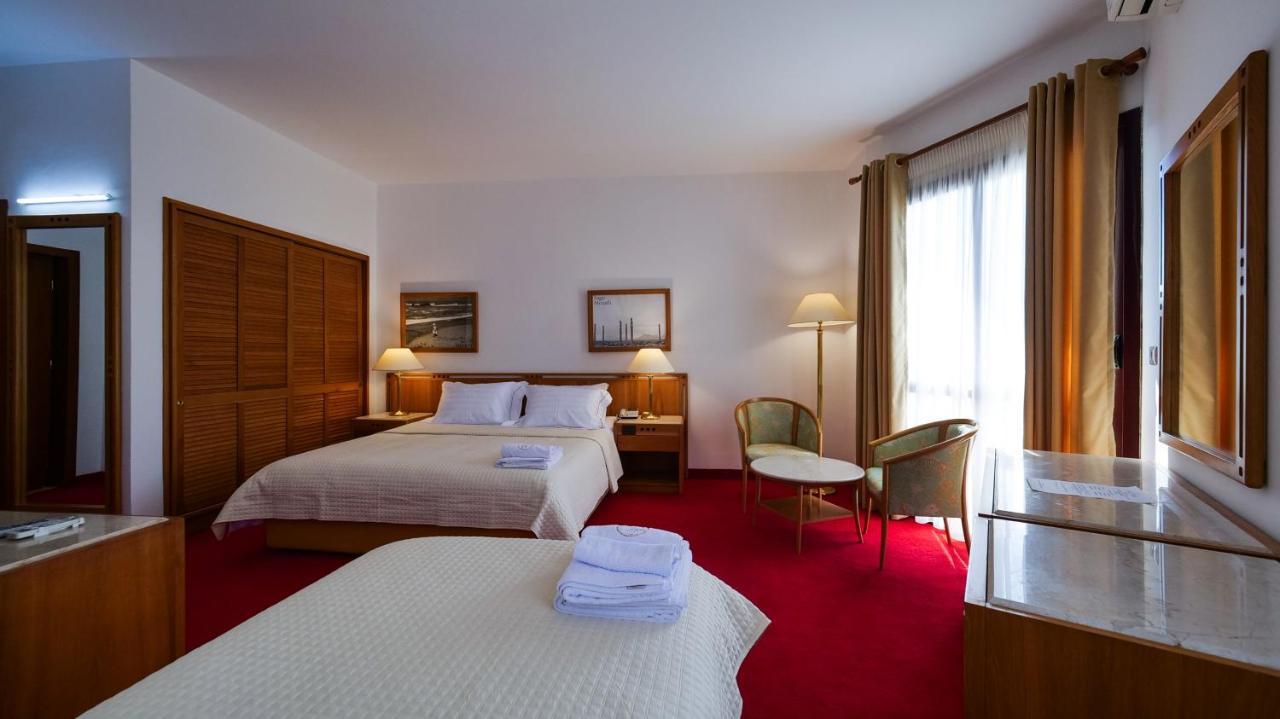 Chateau Linza Resort Tirana Esterno foto